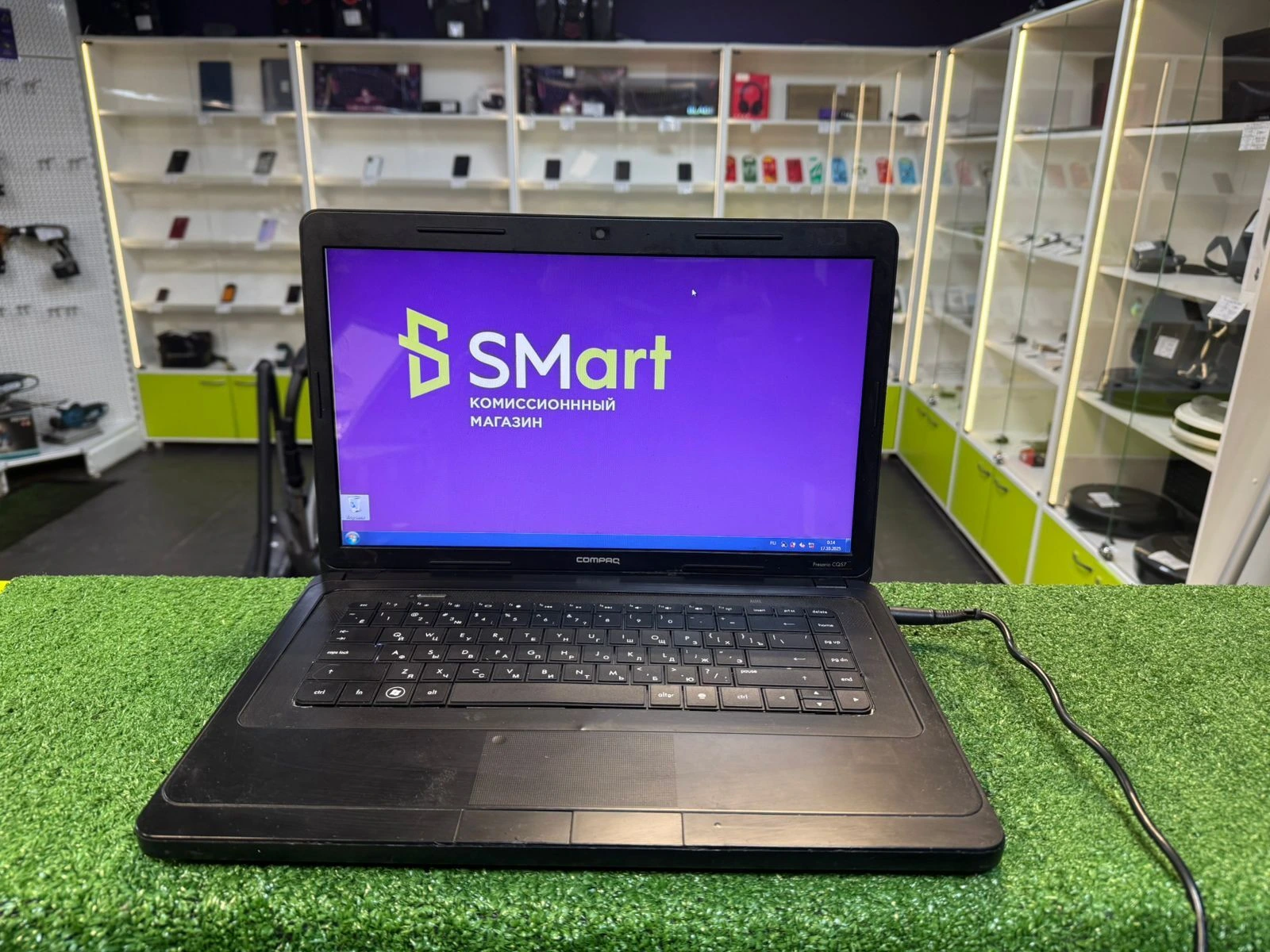 Ноутбук Compaq Presario CQ57