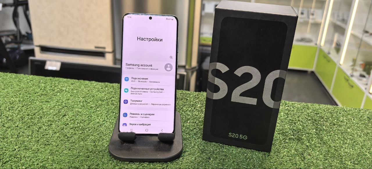 Смартфон Samsung Galaxy S20 5G 12/128 GB