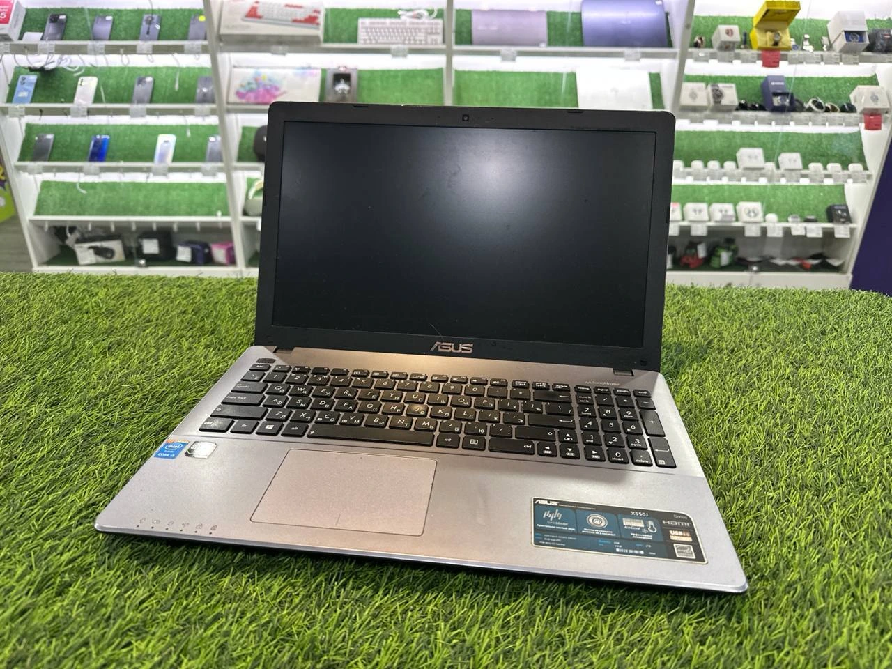 Ноутбук Asus X550J