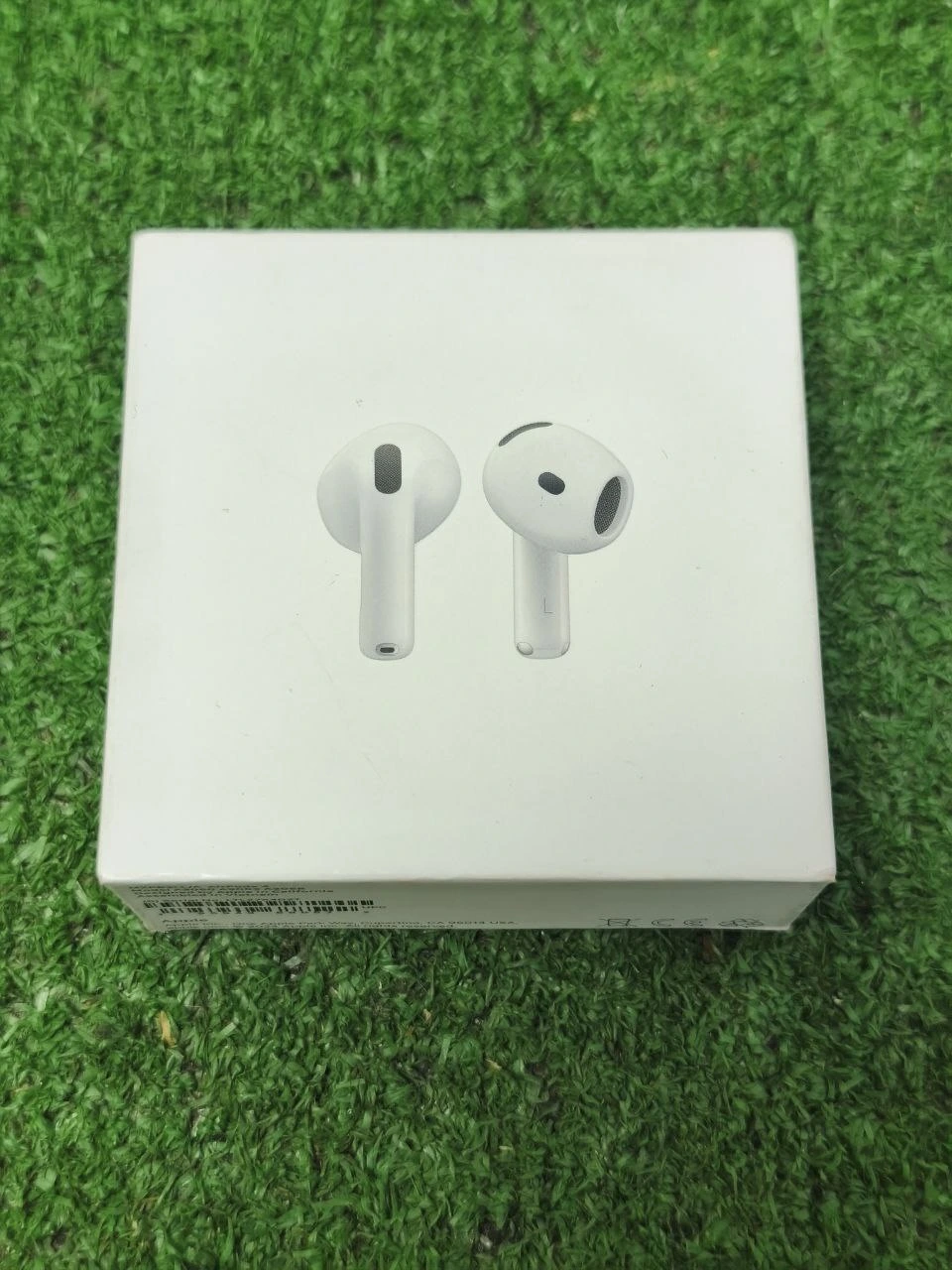 Наушники AirPods 4