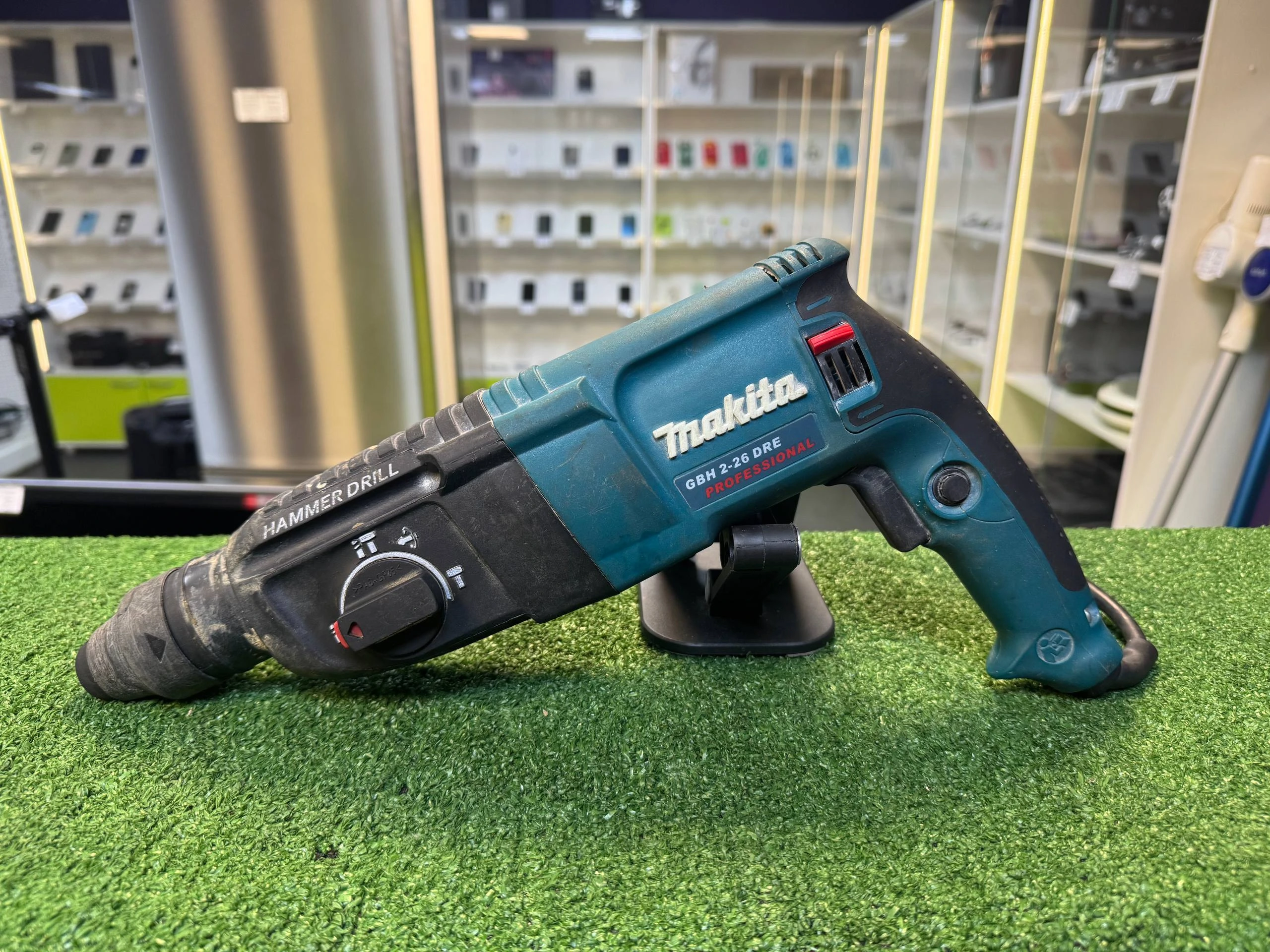 Перфоратор Makita GBH 2-26 DRE