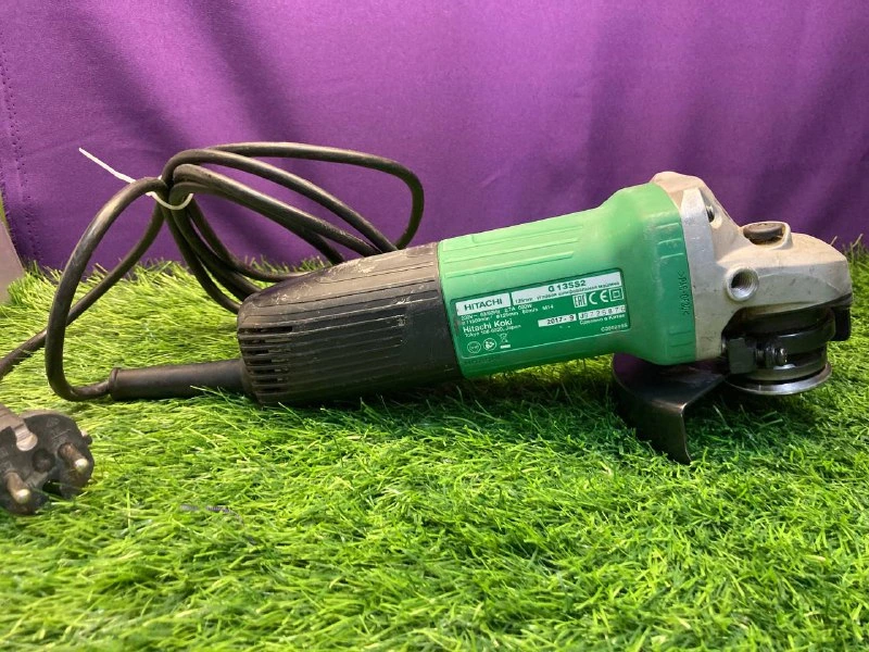 Угловая шлифмашина Hitachi G13SS2-NU