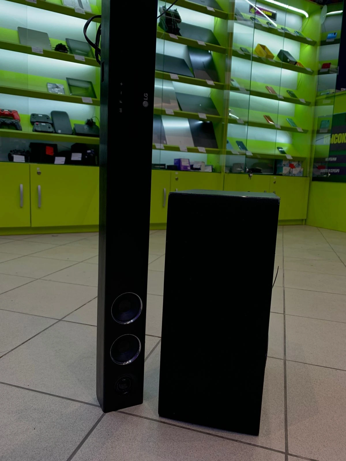 Саундбар LG LAS655K