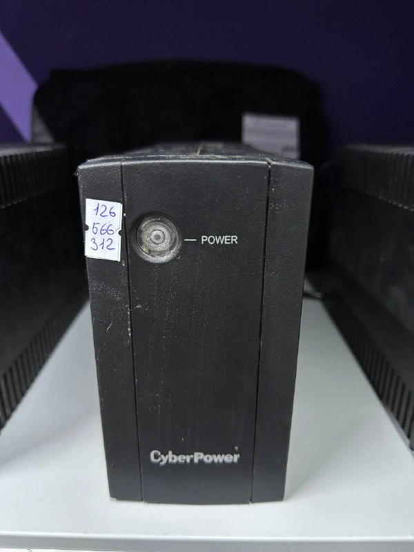 CyberPower UTC650E источник бесперебойного питания
