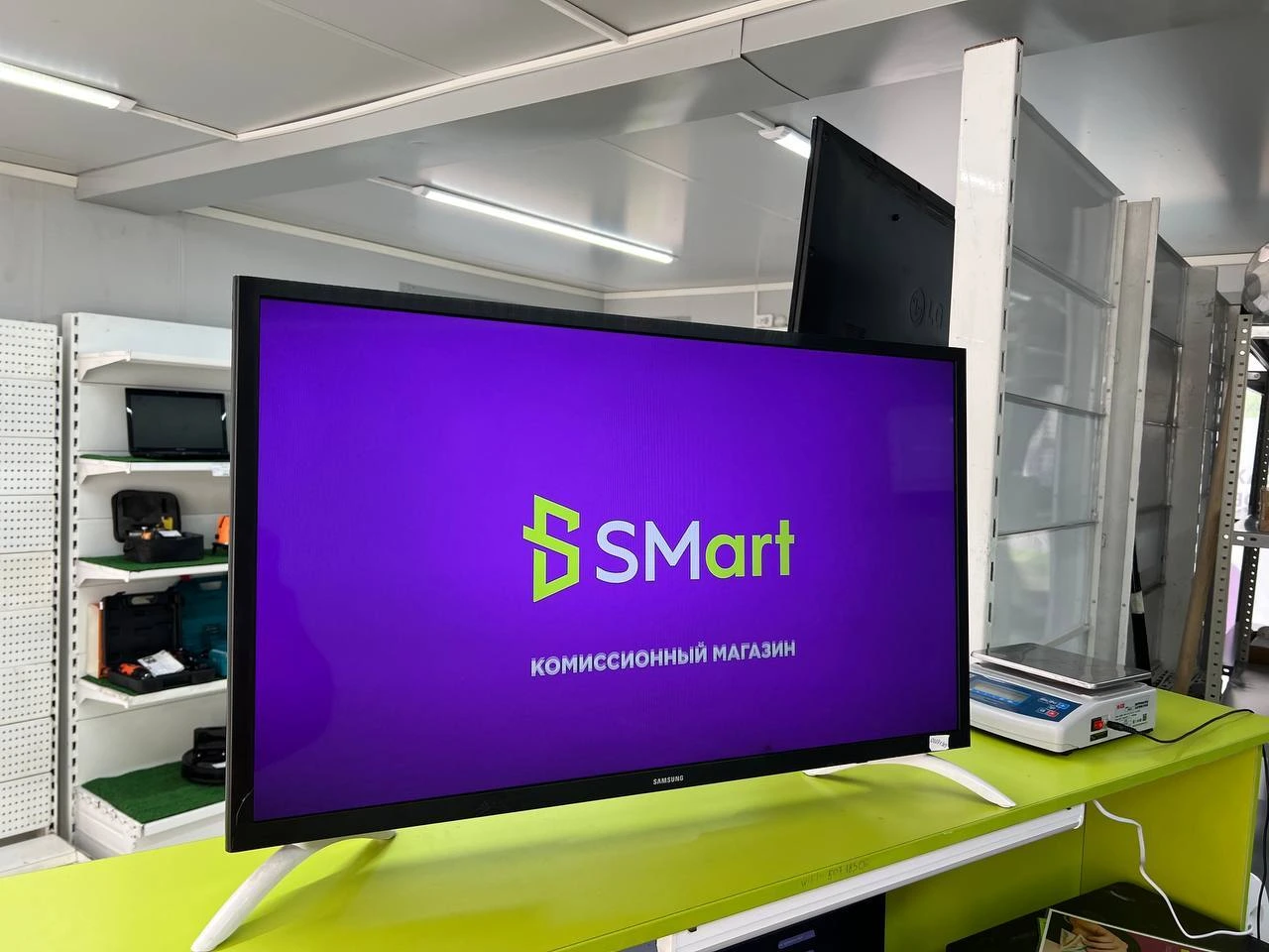 32'' FHD, smart Телевизор Samsung UE32T5300AU