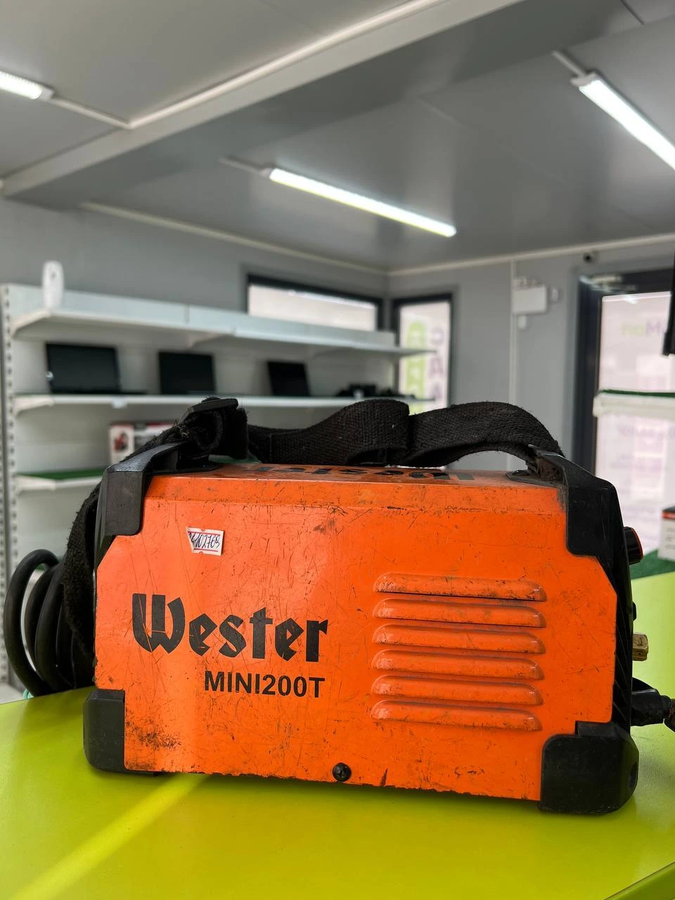 Сварочник Wester mini 200t