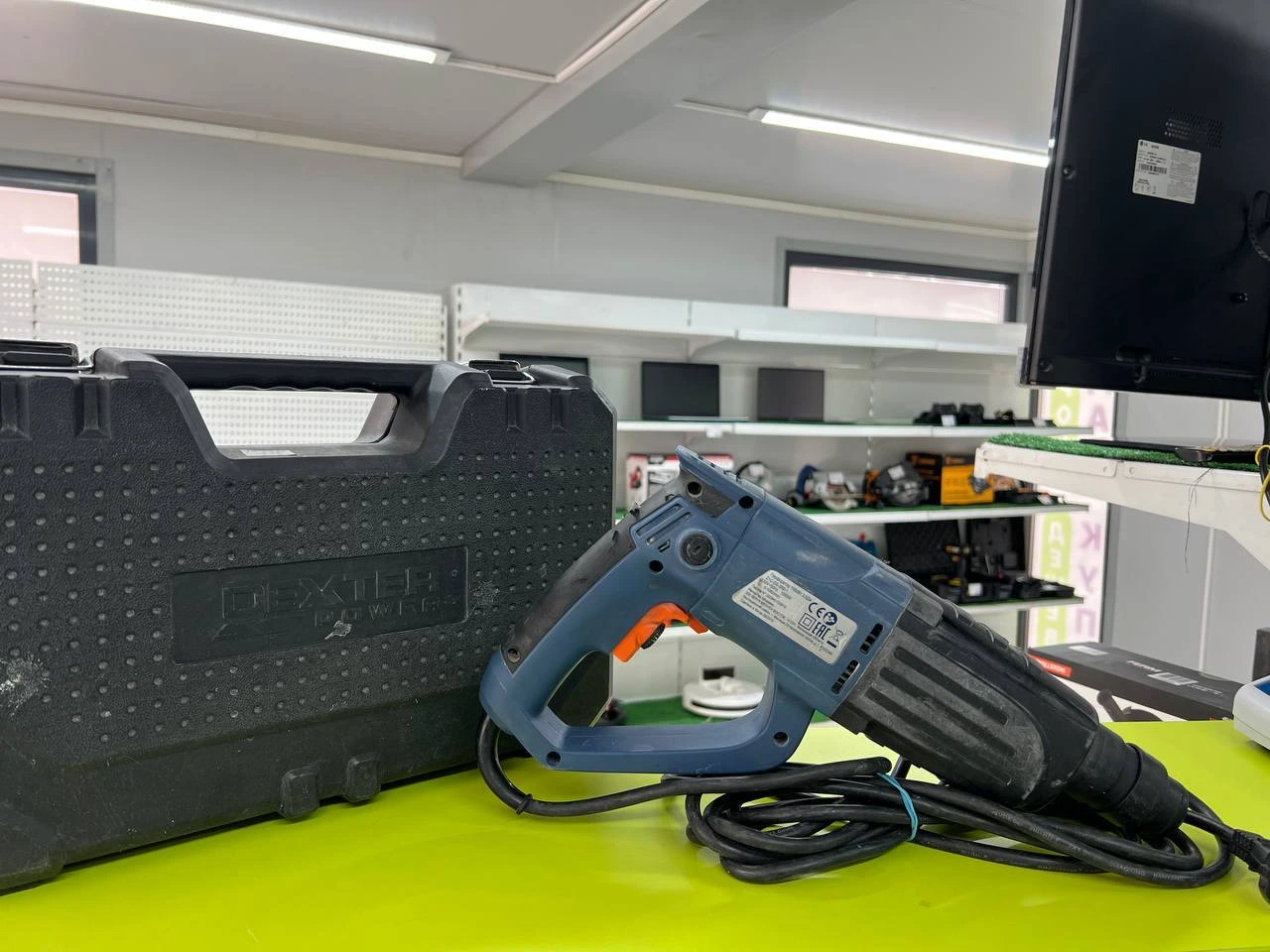 Перфоратор dexter z1c-ds-26b-1