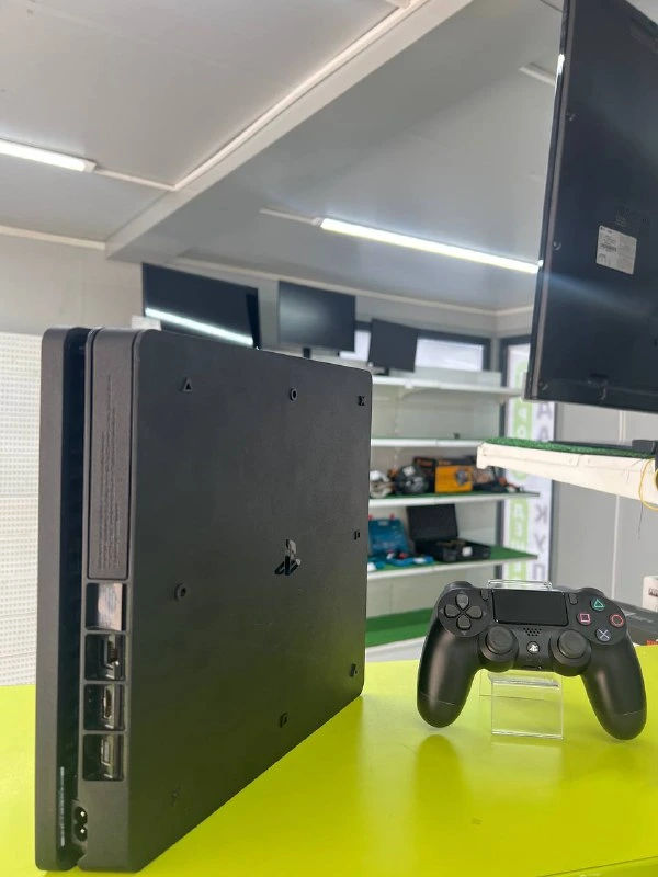 Игровая Приставка PS4 Slim 1Tb