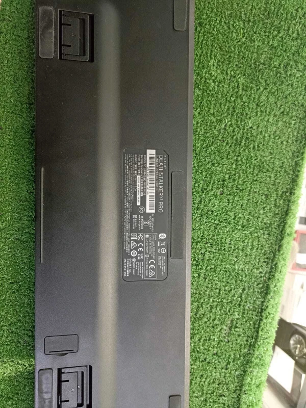 Клавиатура проводная + беспроводная Razer DeathStalker V2 Pro