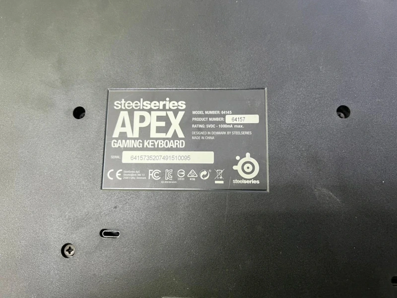 Клавиатура проводная Steelseries APEX