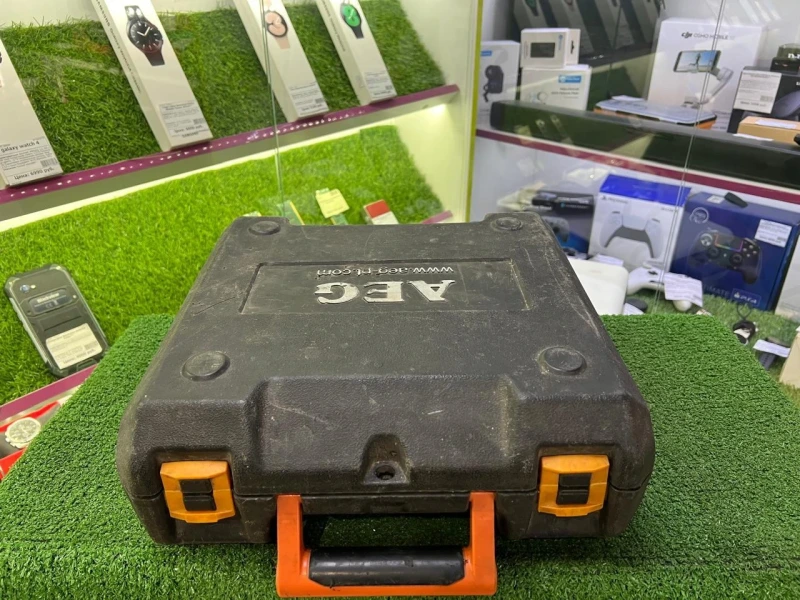 Аккумуляторная дрель-шуруповерт AEG BS 12 G