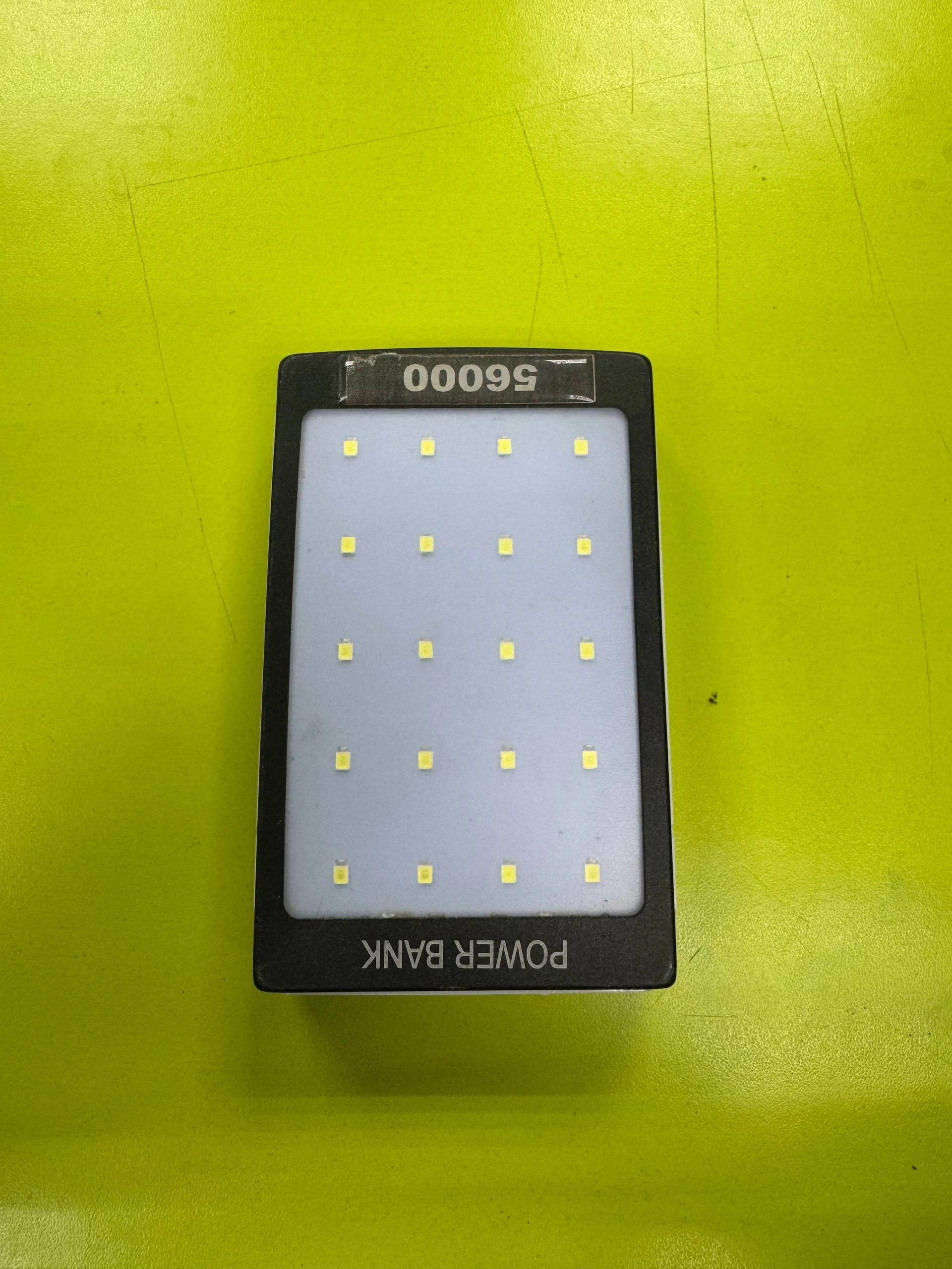 Power bank 5600 от солнечных батарейках