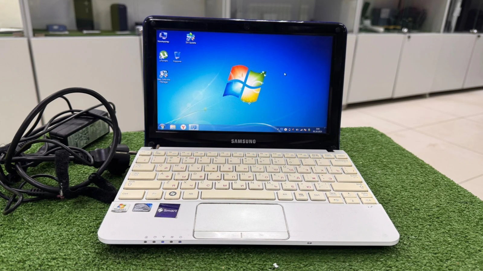 Ноутбук Samsung NP-NC110-A0CRU**