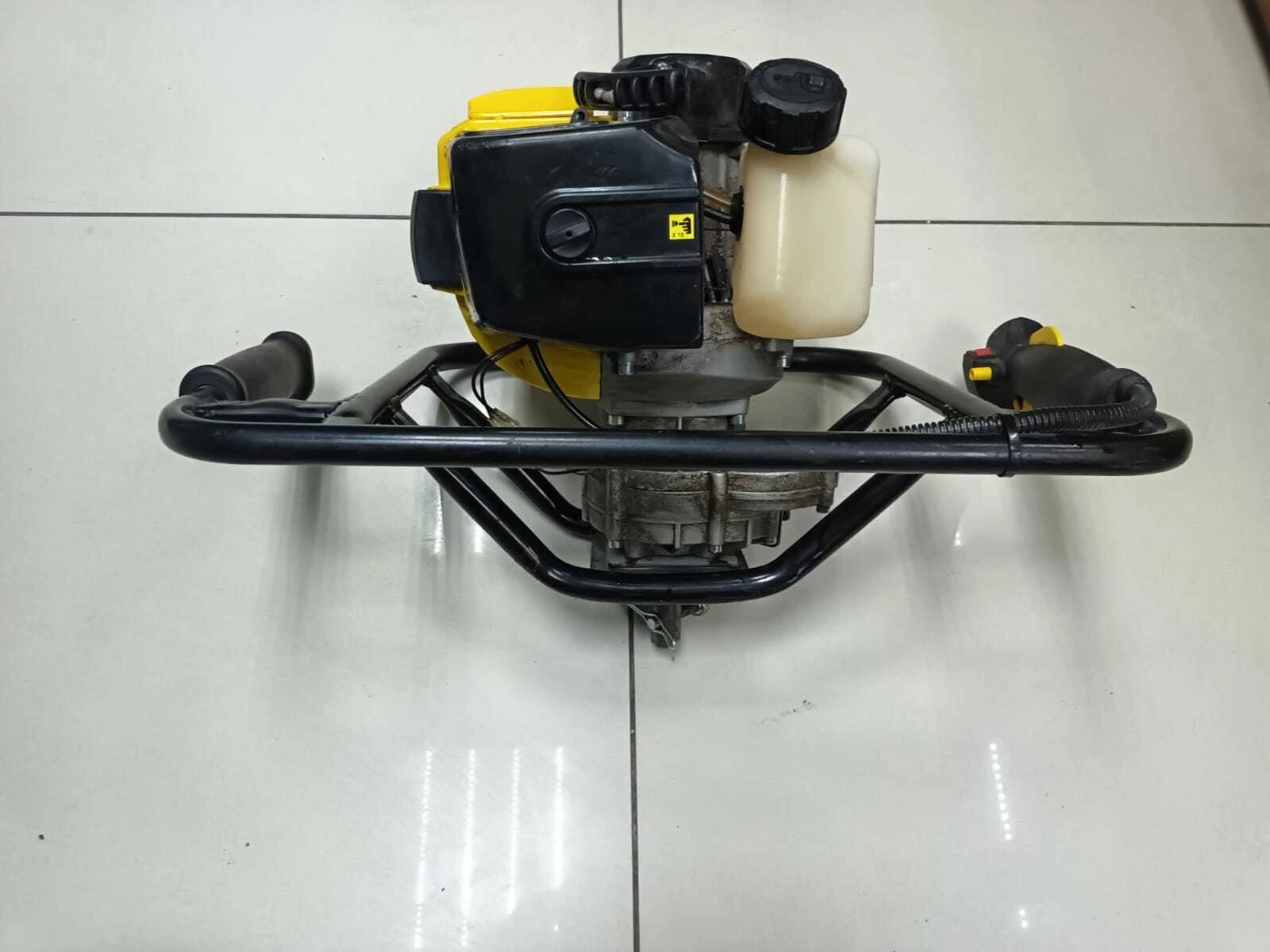 Мотобур Champion AG152B