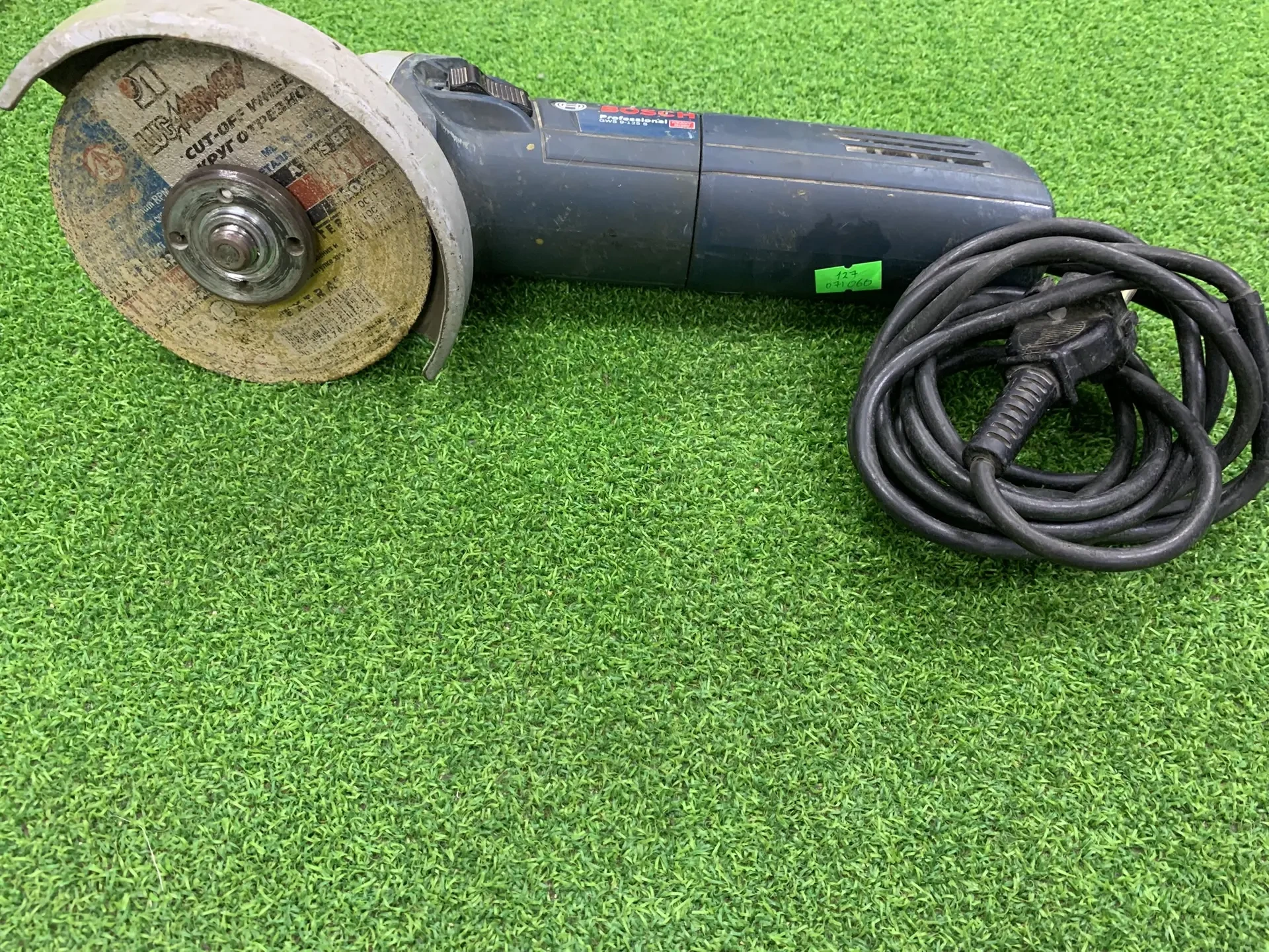 Угловая шлифмашина Bosch GWS 9-125 S**