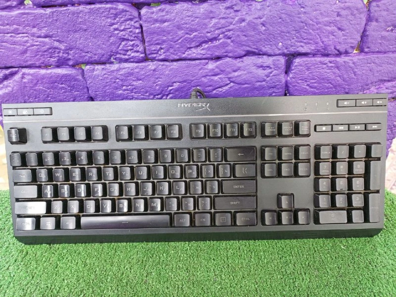 Клавиатура проводная HyperX Alloy Core RGB
