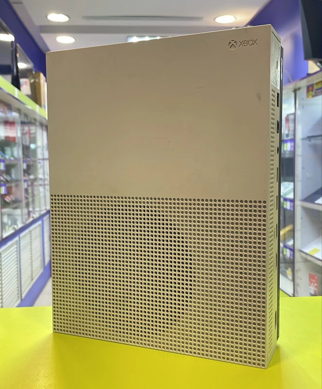 Xbox One S