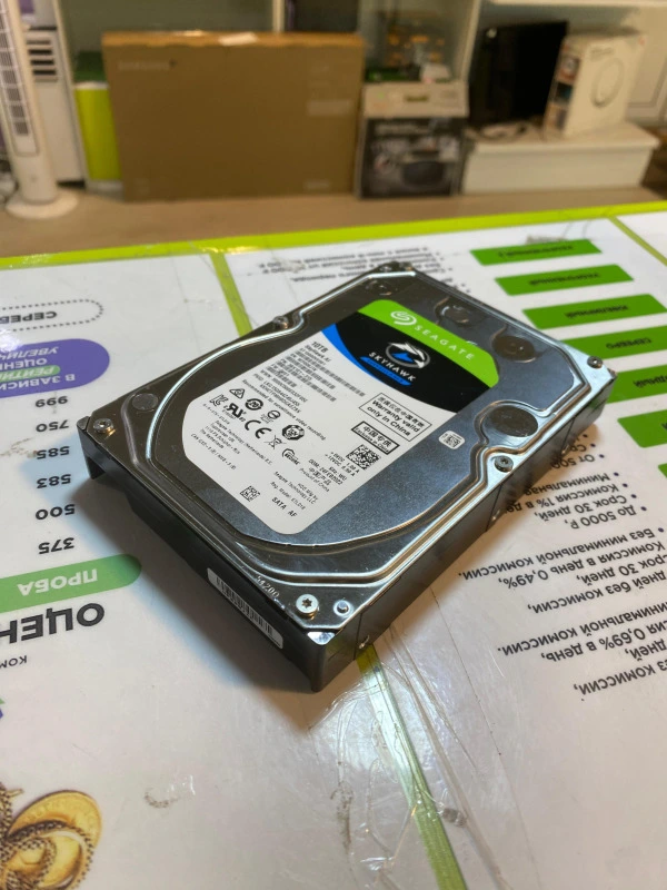 10 ТБ Жесткий диск Seagate SkyHawk AI [ST10000VE001]