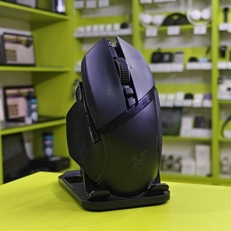 Мышь проводная Razer Basilisk V3