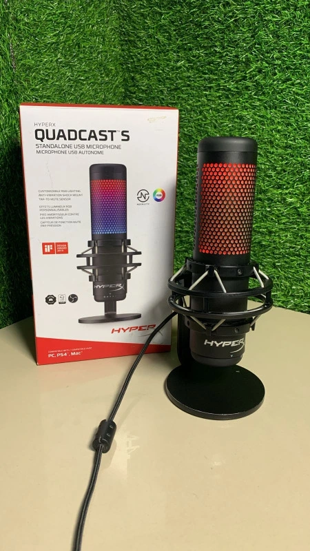 микрофон HYPERX QUADCAST S
