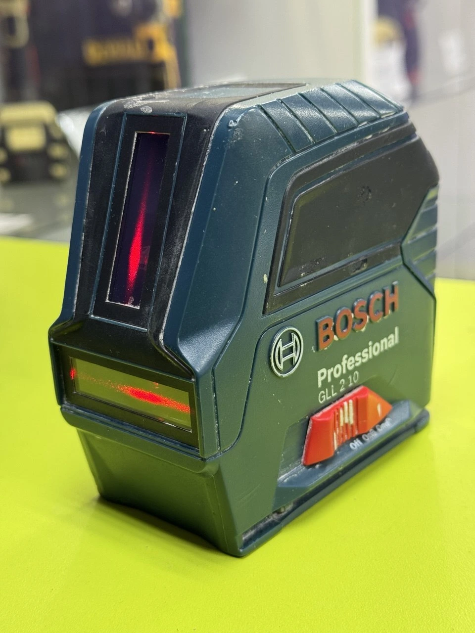 Лазерный уровень bosch gll 2-10 professional