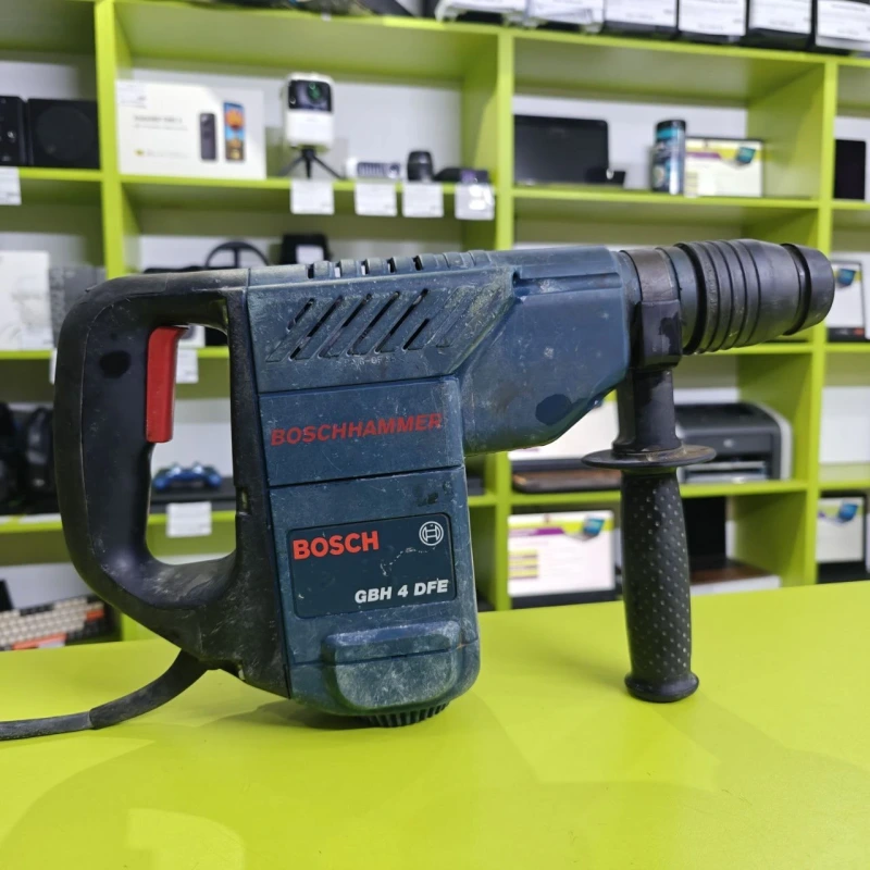 Перфоратор BOSCH GBH 4 DFE кейс750 Вт