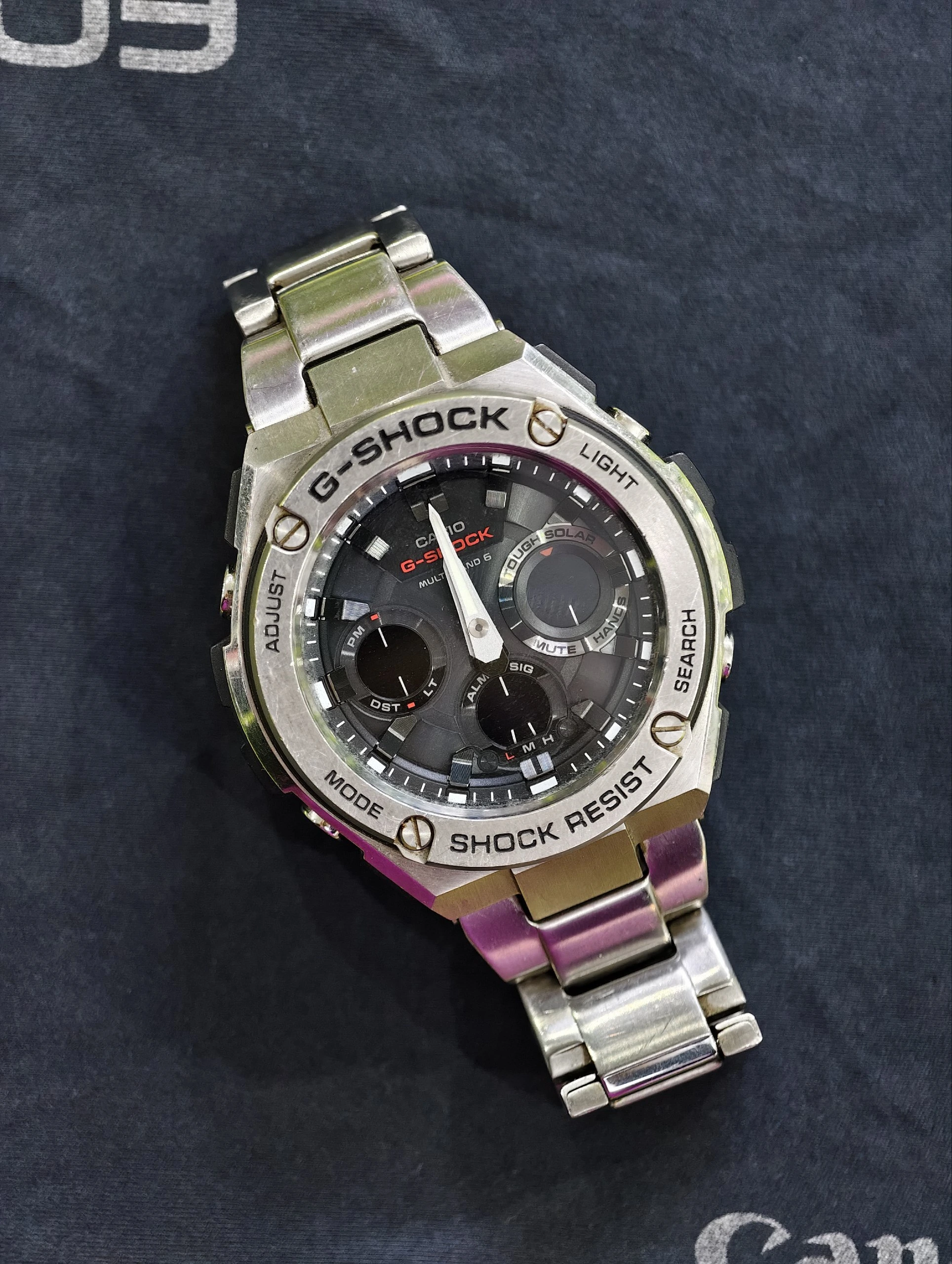 Часы Casio G-Shock GST-W110D