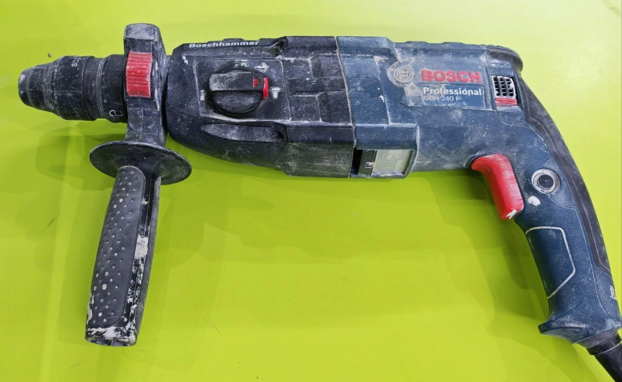 Перфоратор Bosch GBH 240 F