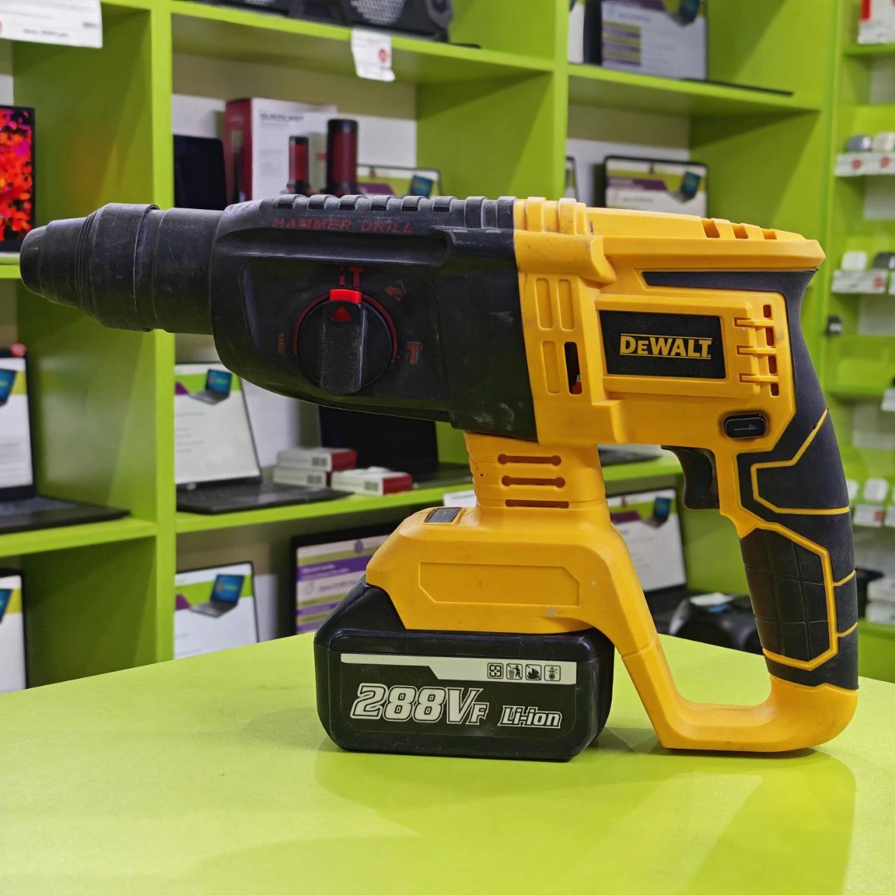 Аккумуляторный перфоратор DeWalt DHR242 (Реплика)