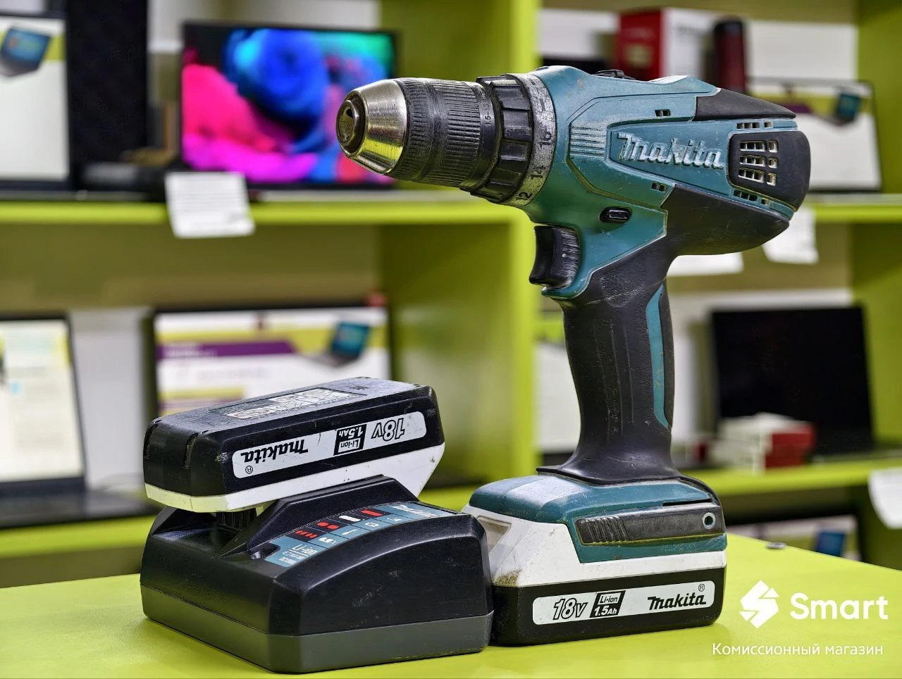 Дрель-шуруповерт Makita DF457D