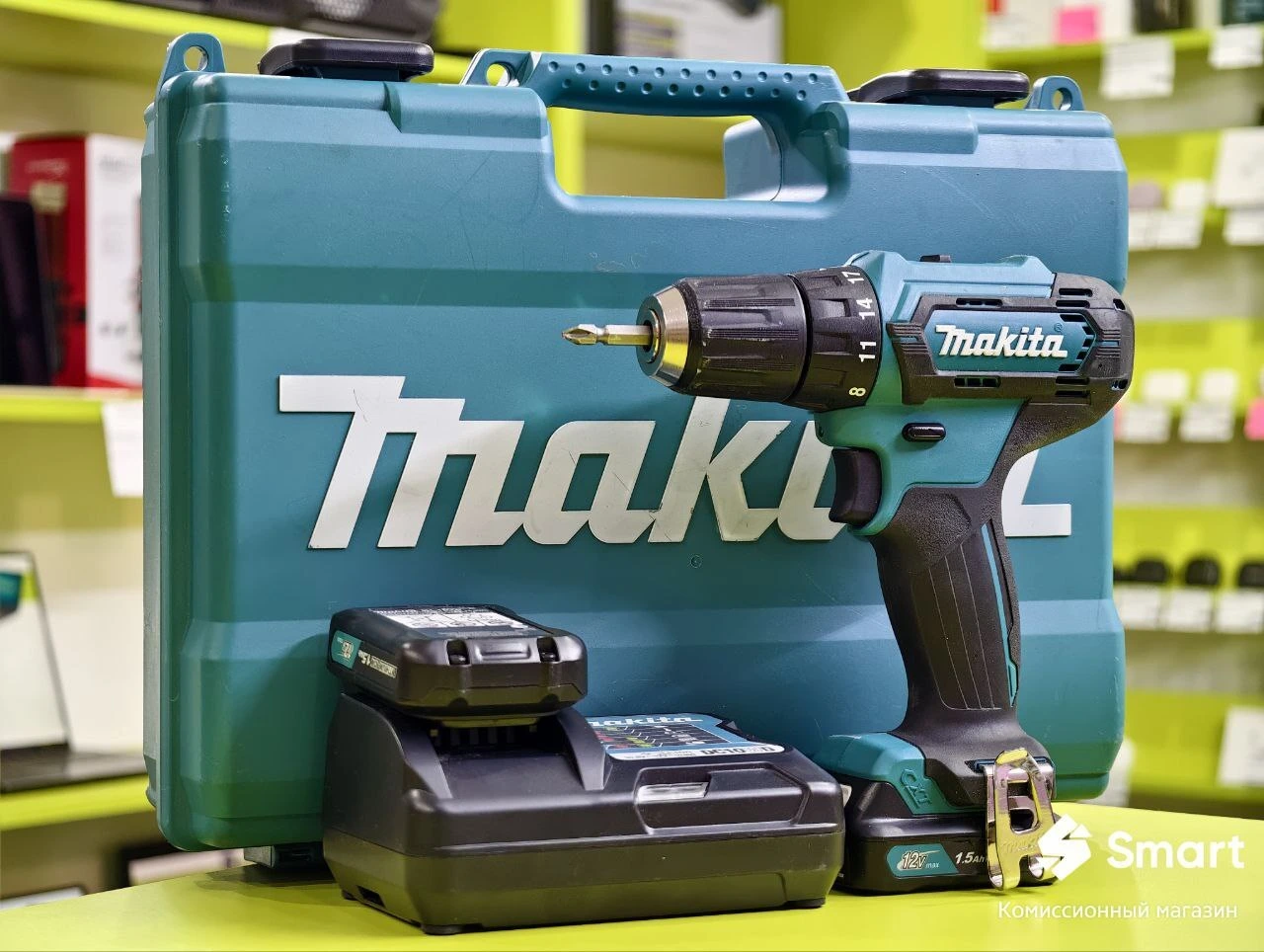 Аккумуляторная дрель-шуруповерт Makita DF333DWYE