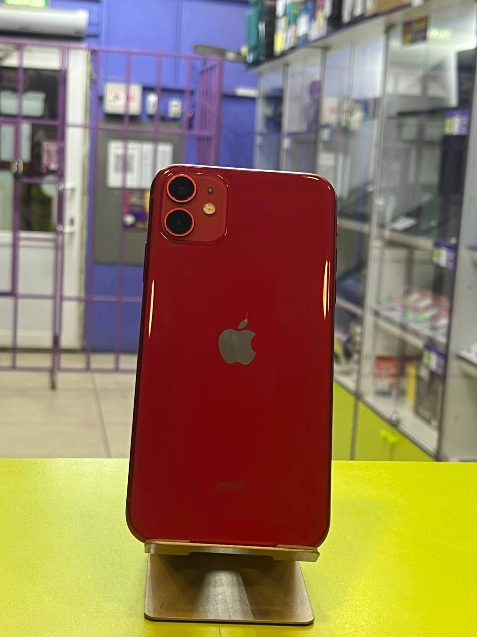 Смартфон Iphone 11 red product 128 гб