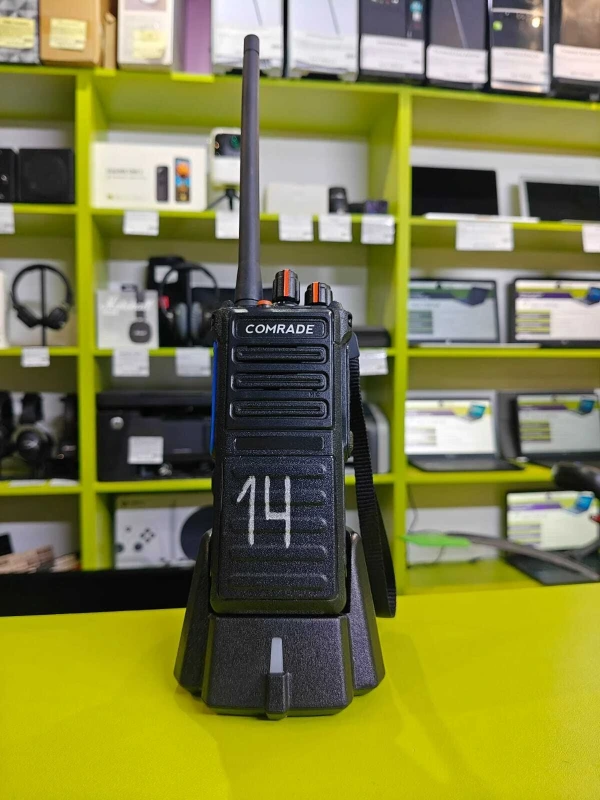 Радиостанция Comrade R11 UHF