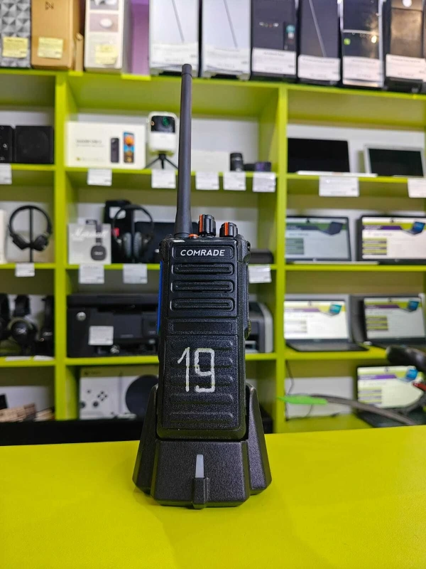 Радиостанция Comrade R11 UHF