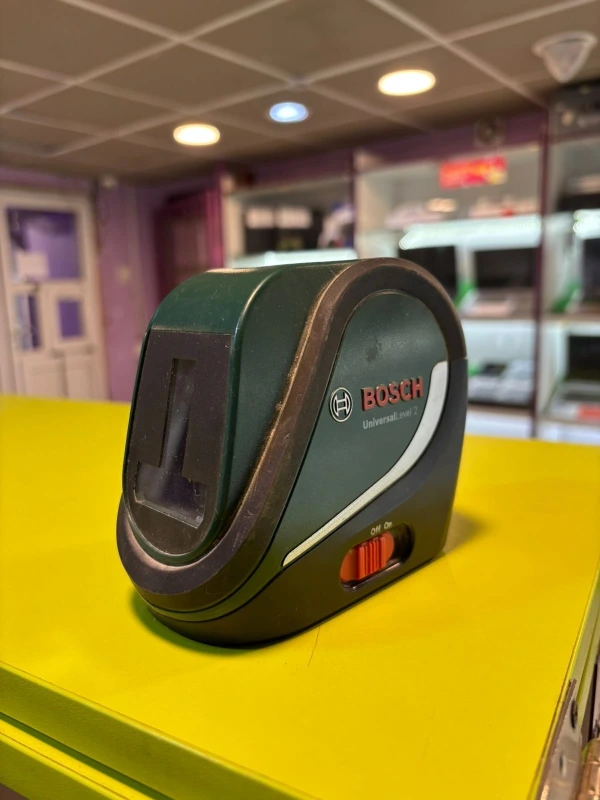 Дальномер Bosch UniversalLevel