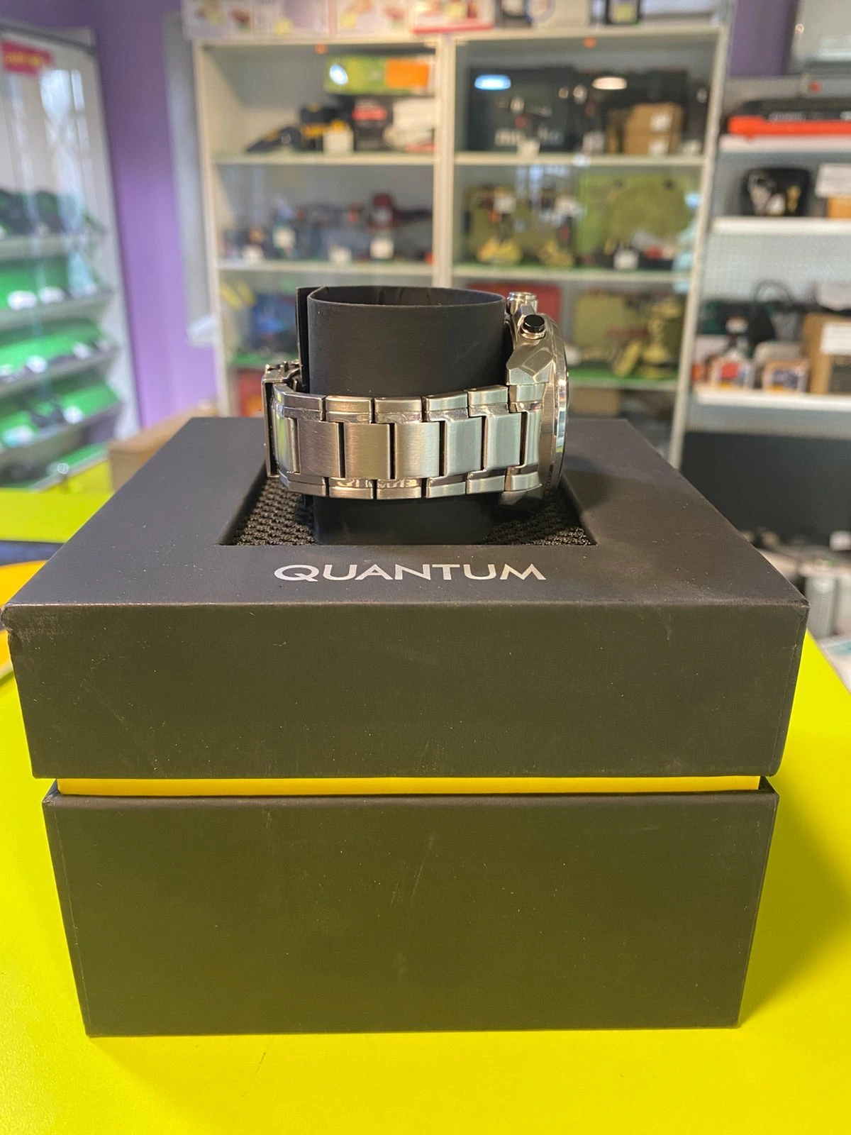 часы Quantum Powertech PWG1001.350