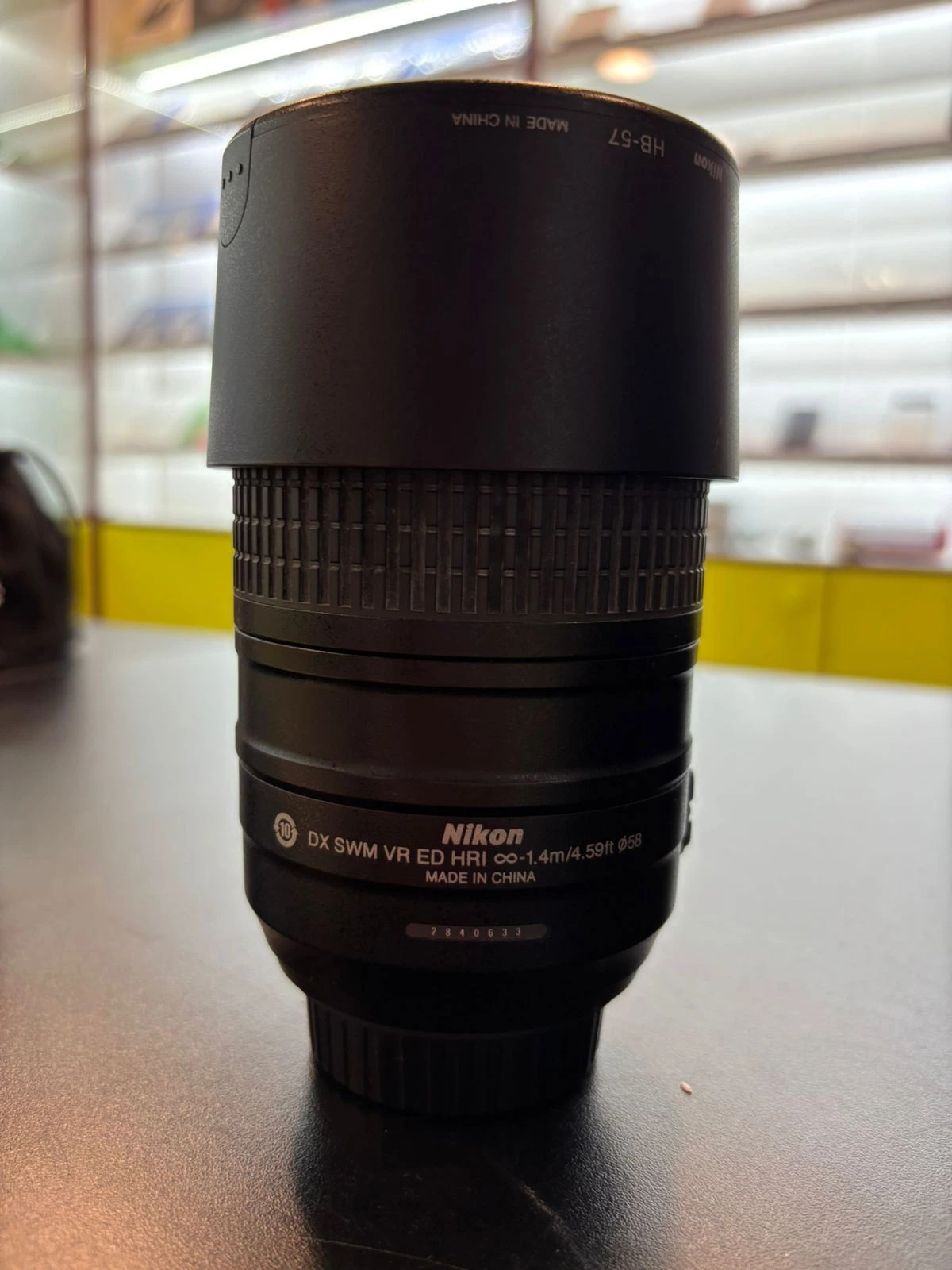 Объектив Nikon AF-S DX 55-300mm F4.5-5.6G ED VR Nikkor