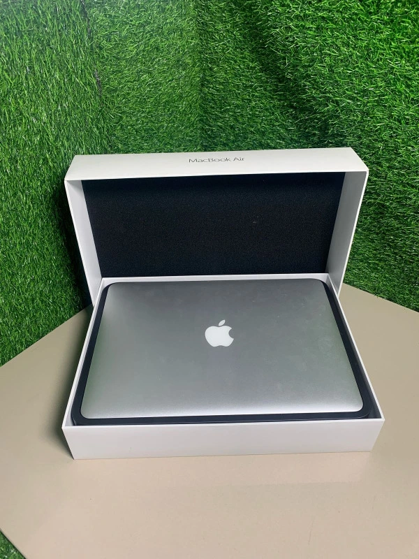 MacBook Air