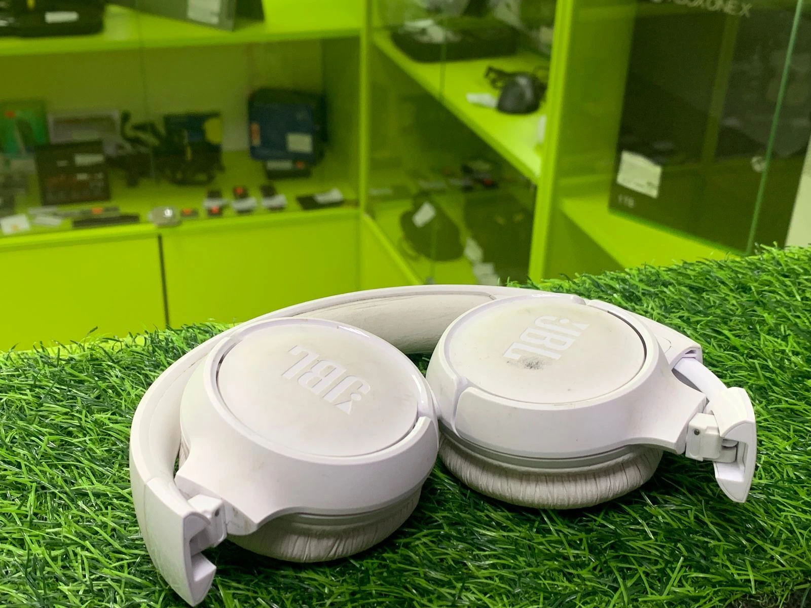 Bluetooth гарнитура JBL tune 520 Белые
