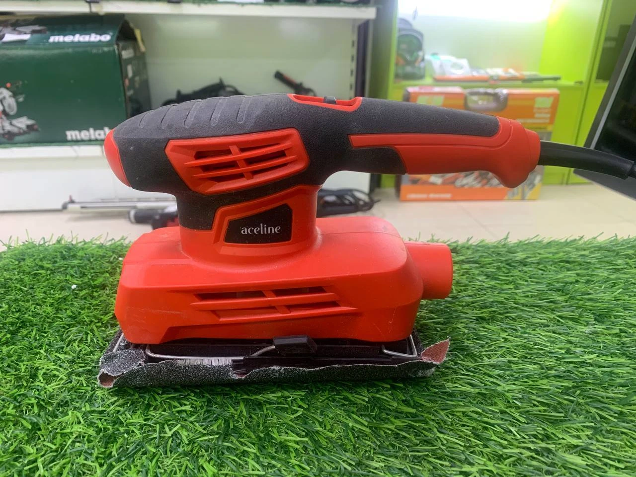 Виброшлифмашина Aceline SDP-16**