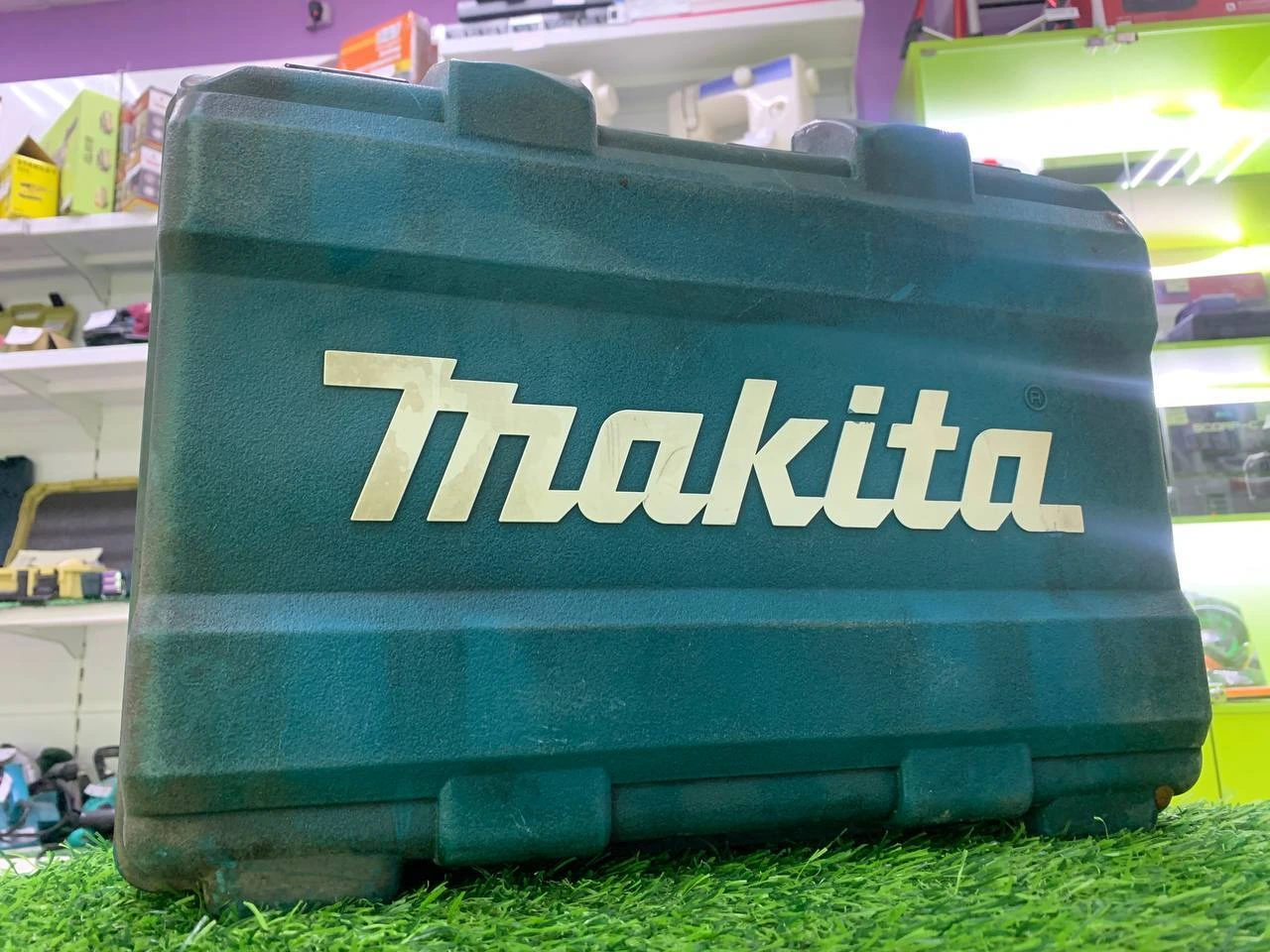 Шуруповерт makita df347d**