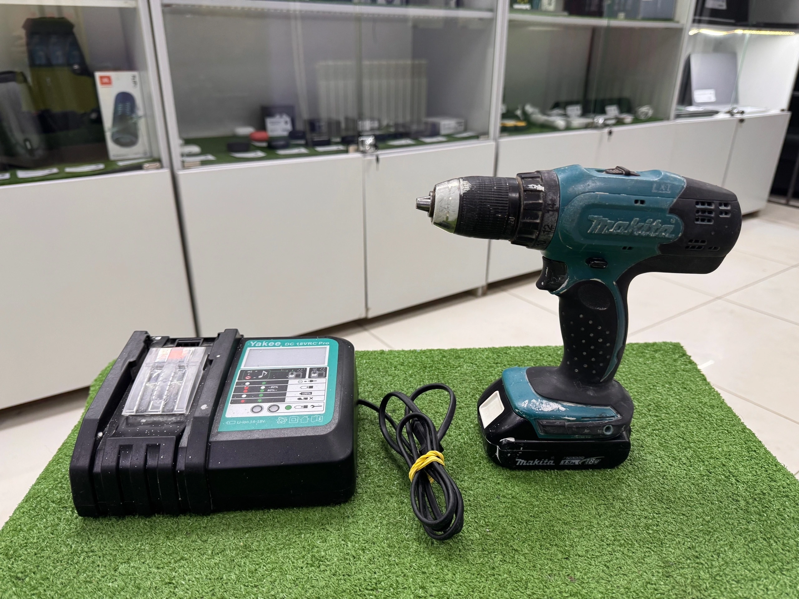 Дрель-шуруповерт Makita DDF453RFE LXT 18V