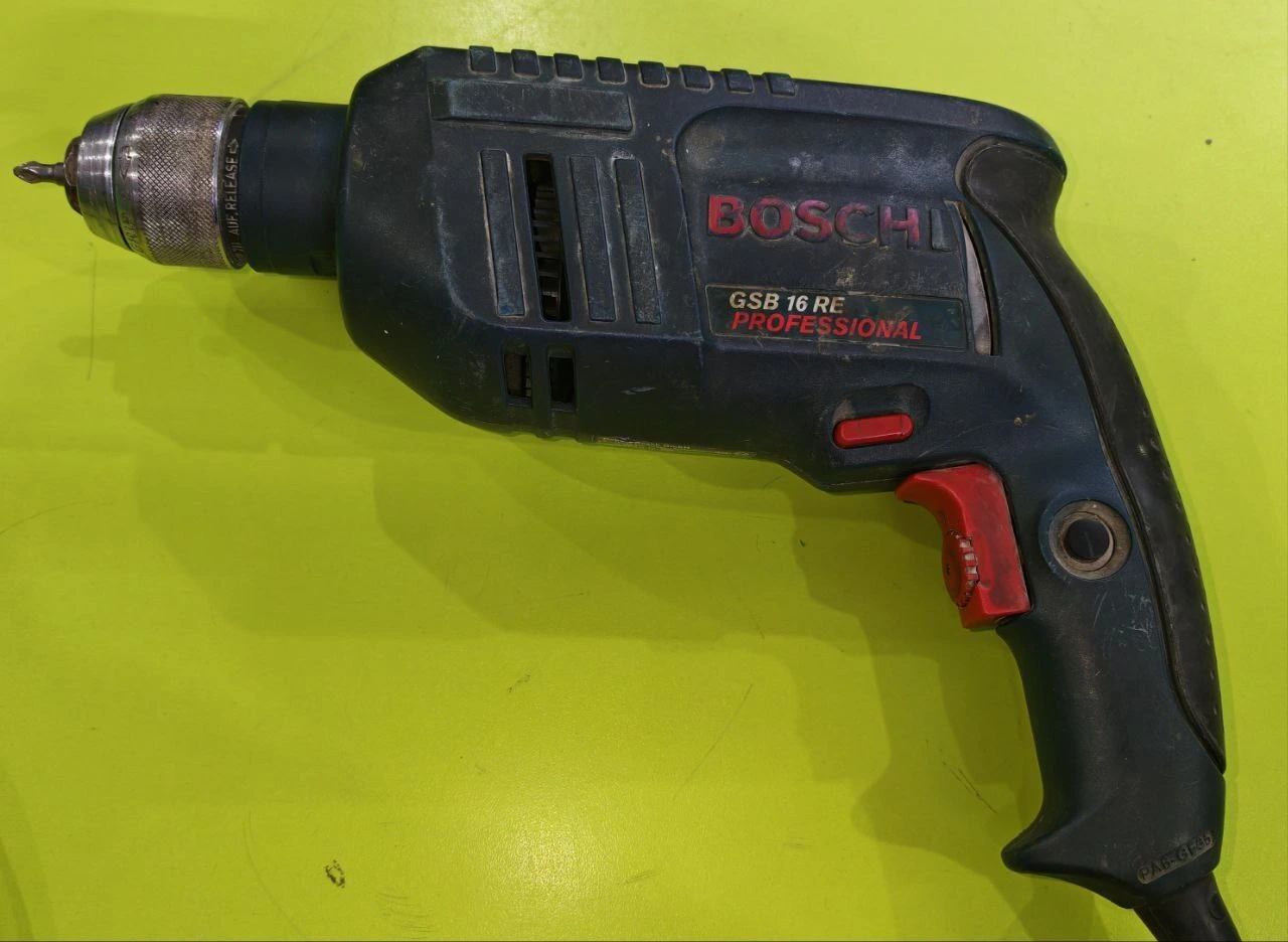 Дрель Bosch GSB 16 RE