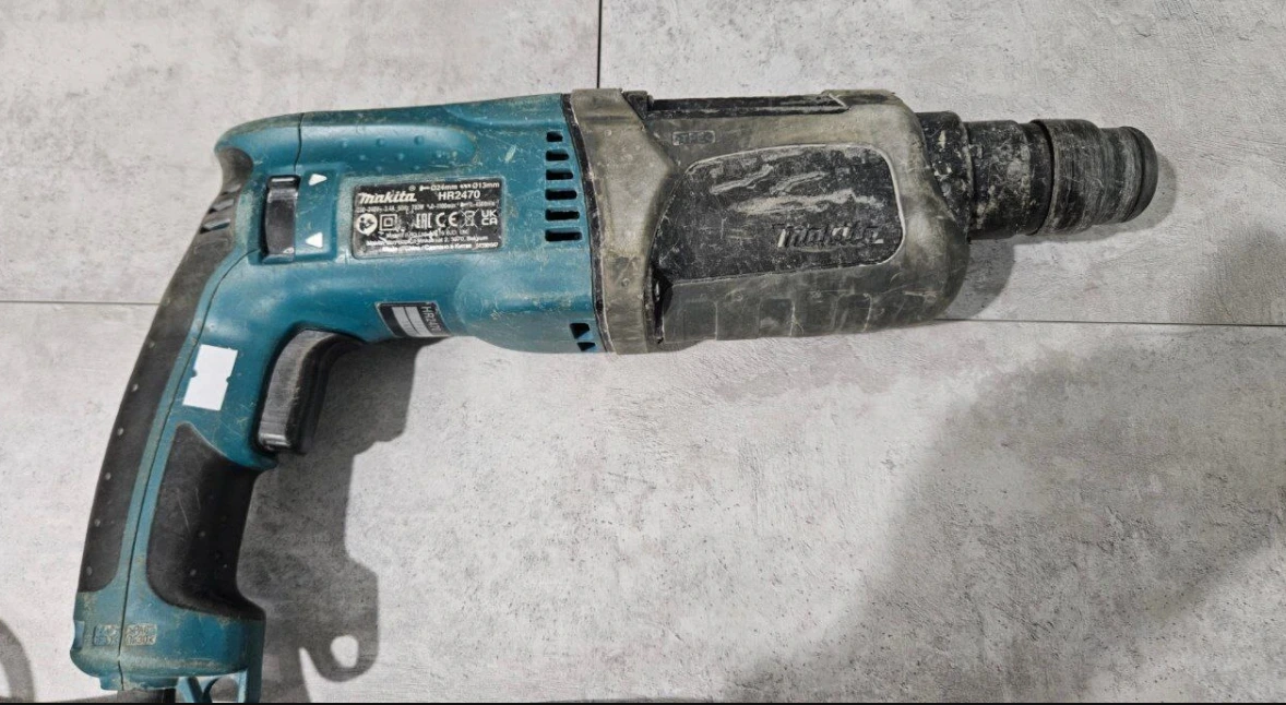 Перфоратор Makita hr 2470