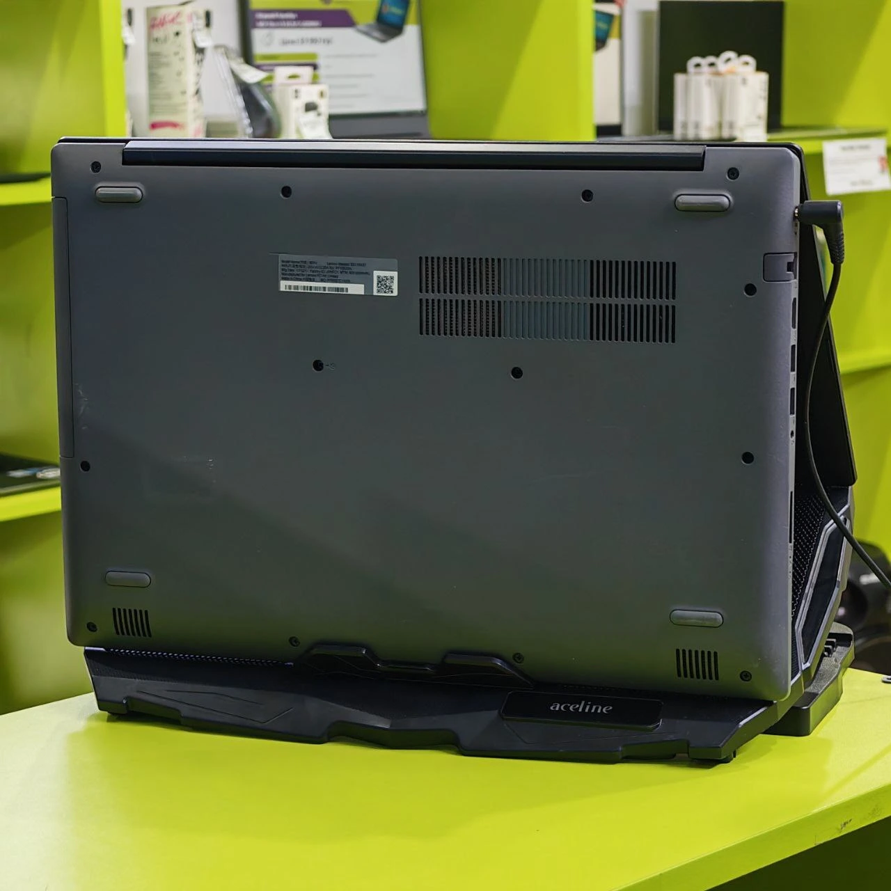 Ноутбук Lenovo