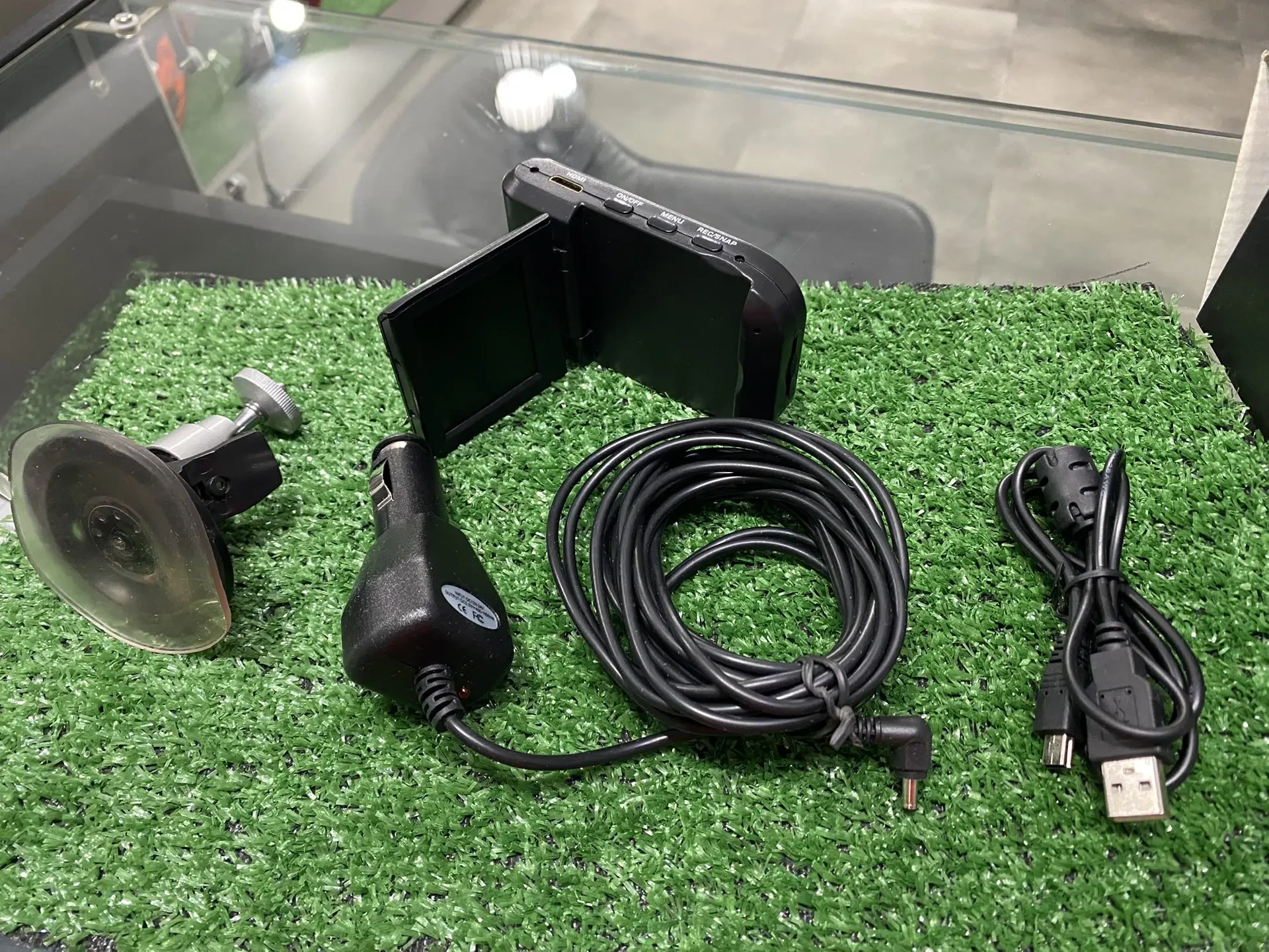 Видеорегистратор Phantom VR-107