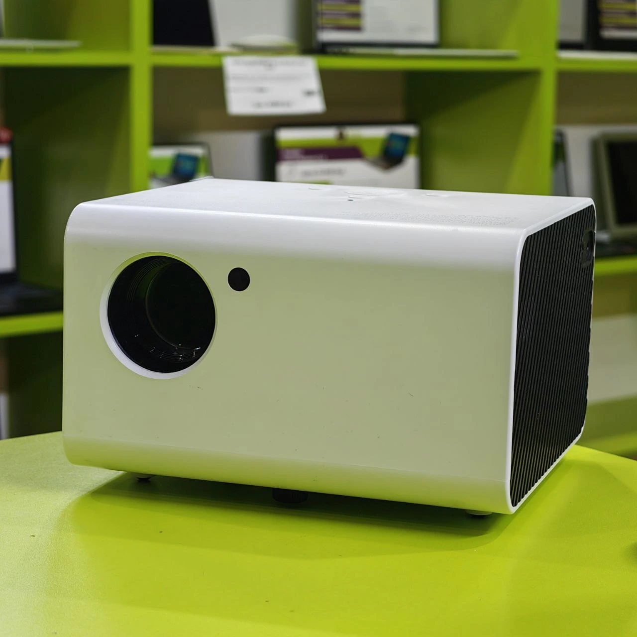 мини проектор touyinger h5a
