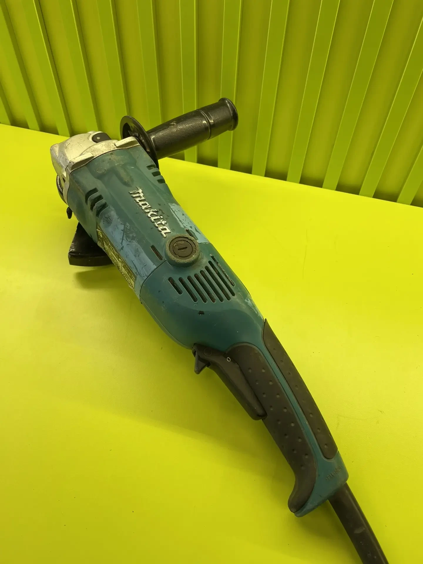 УШМ Makita GA 6021 C