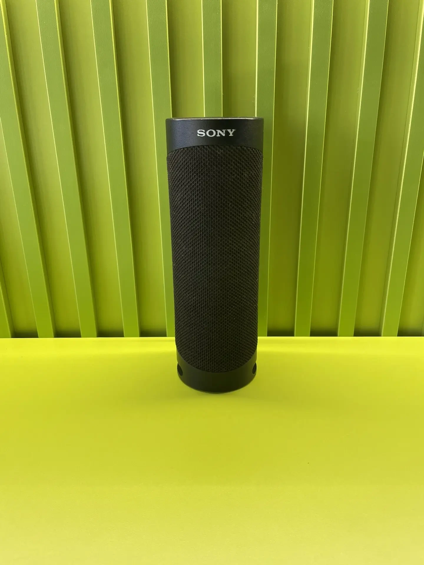 Портативная колонка Sony SRS-XB23B, черный