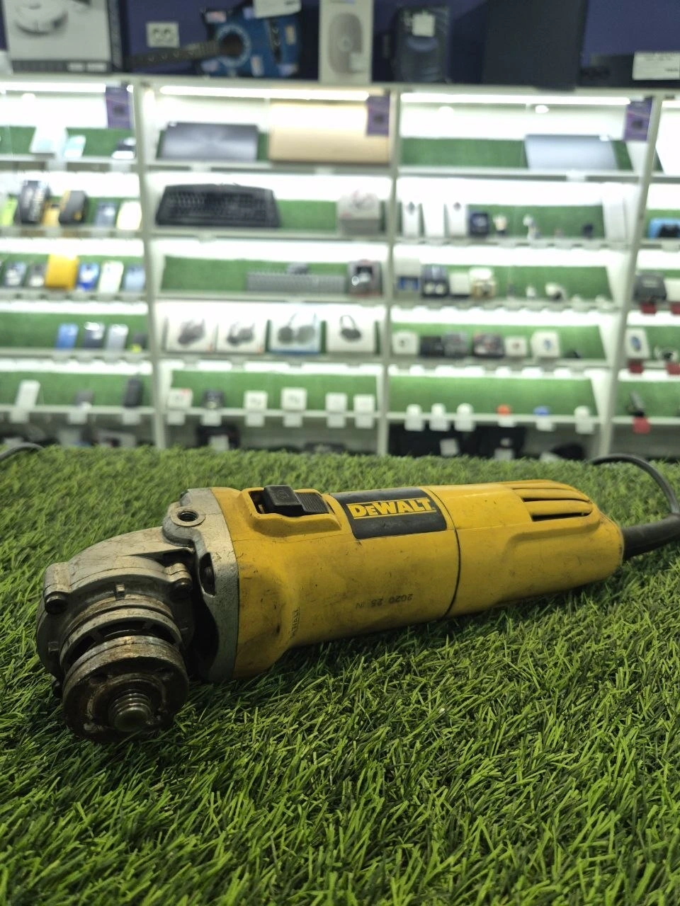 УШМ dewalt dwe4115